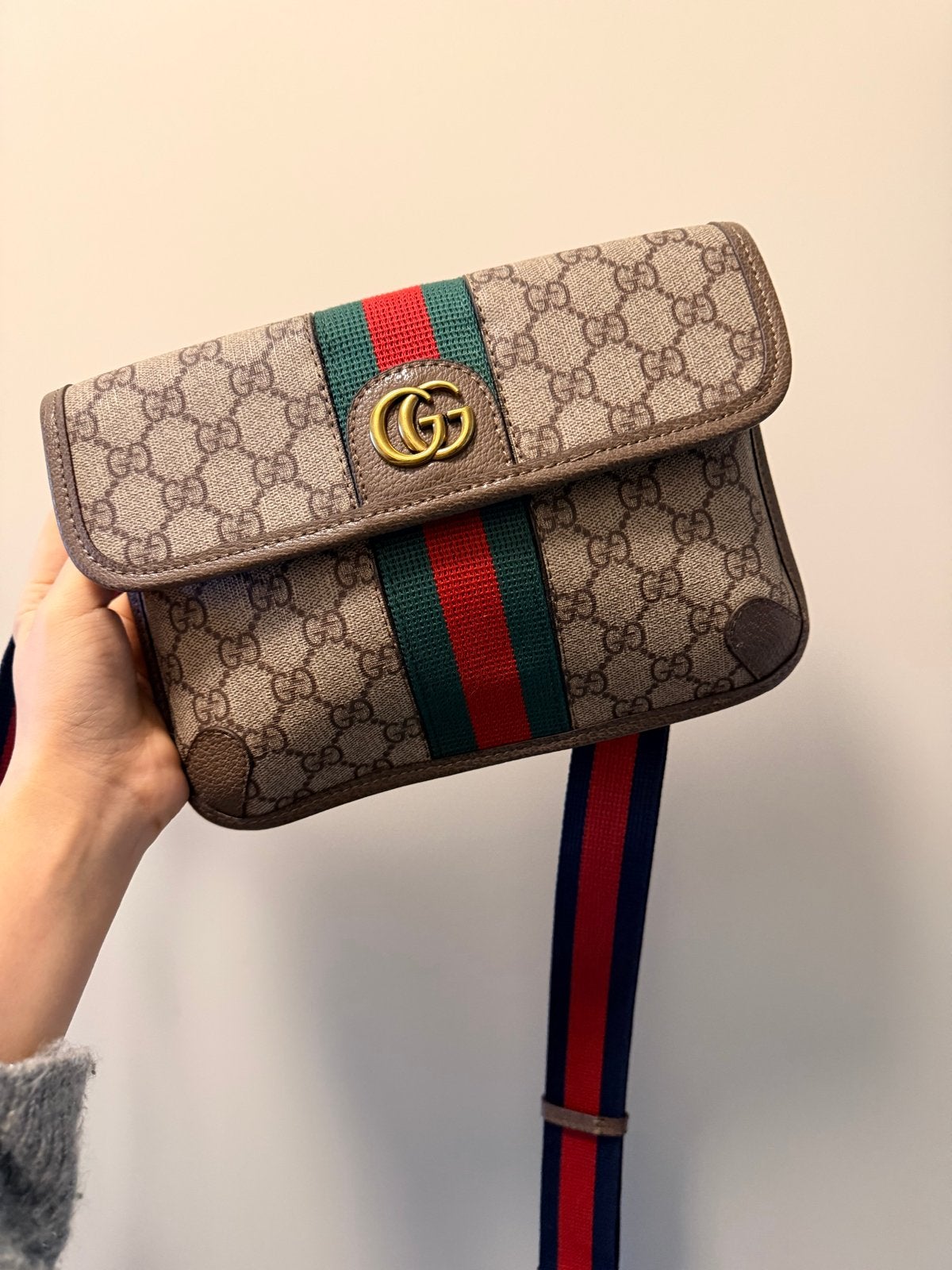 Gucci GG Supreme Ophidia Heuptasje met Webdetail, Sieraden, Tassen en Uiterlijk, Ophalen of Verzenden, Zo goed als nieuw, Bruin