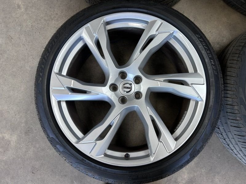 22 inch originele velgen + zomerbanden Volvo XC90 31650460, Gebruikt, -, 275 mm, -