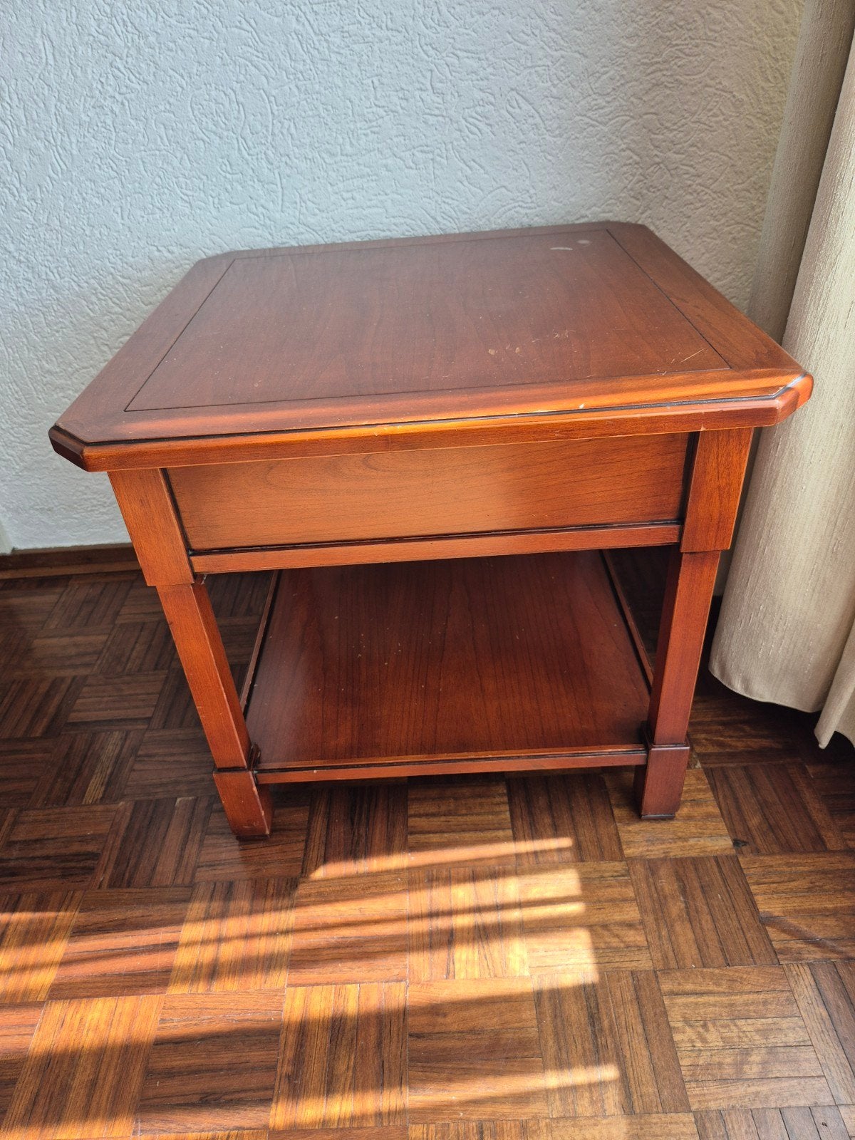 Bijzettafel, Huis en Inrichting, Tafels | Bijzettafels, Minder dan 55 cm, Gebruikt, Neutraal, Vierkant