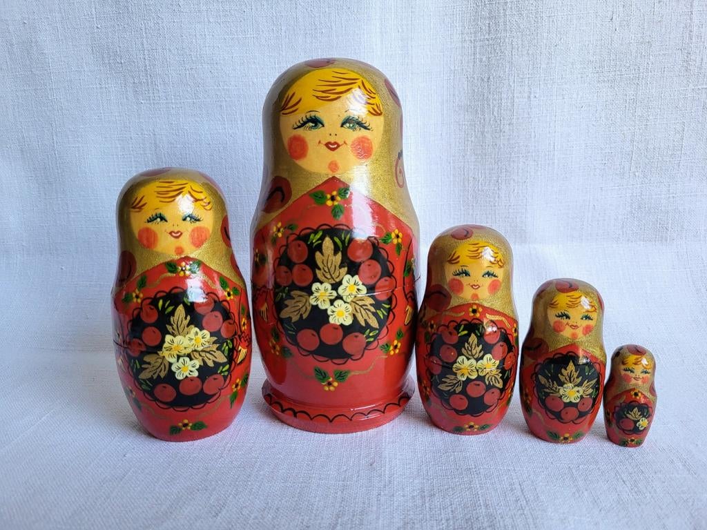 Matroesjka,  matryoshka,  baboesjka  5  delig, Ophalen of Verzenden