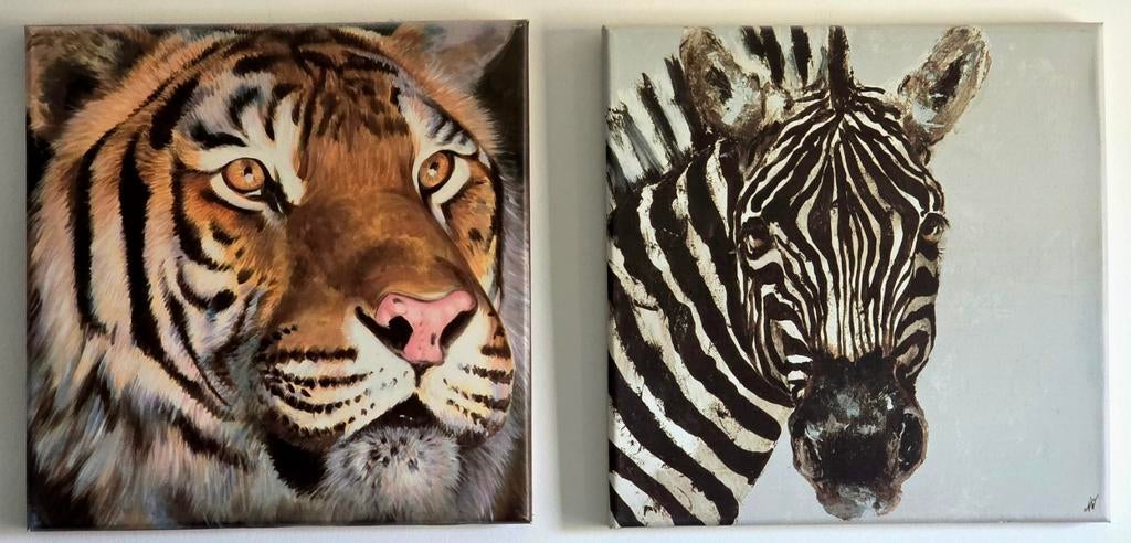 2 Schilderijen (Tijger & Zebra) met bijpassende kussens, Ophalen of Verzenden, Zo goed als nieuw, Schilderij