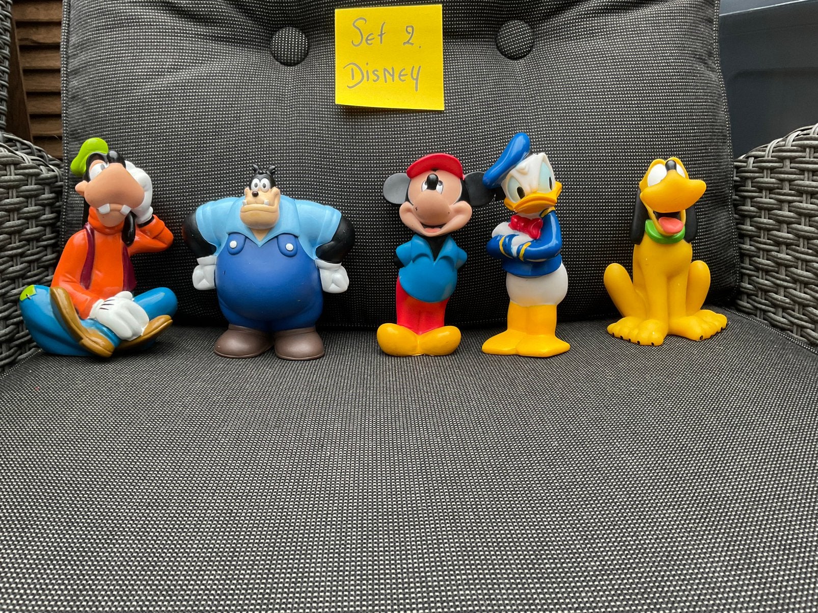 5 zgan, niet kapot, vintage Disney poppetjes kunststof, Ophalen, Goofy of Pluto, Zo goed als nieuw, Beeldje of Figuurtje