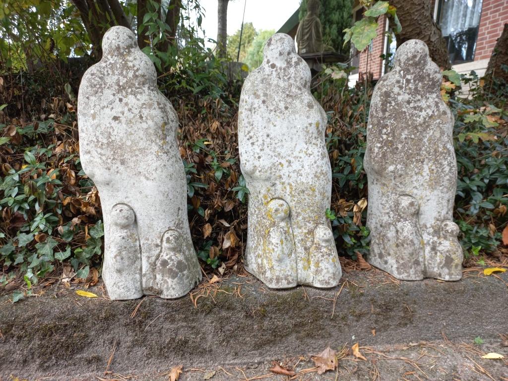 Te koop man vrouw kind beeld, Tuin en Terras, Tuinbeelden, Ophalen of Verzenden