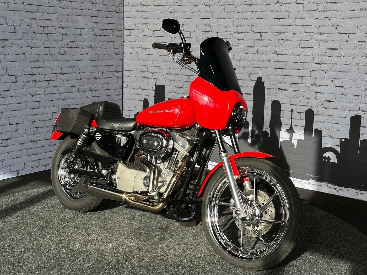 Harley-Davidson XL 883C (bj 2004), Laan van Vredenoord 33
2289 DA  RIJSWIJK, NL, Meer dan 35 kW, Overig, Sales@harleydavidsonrotterdam.nl