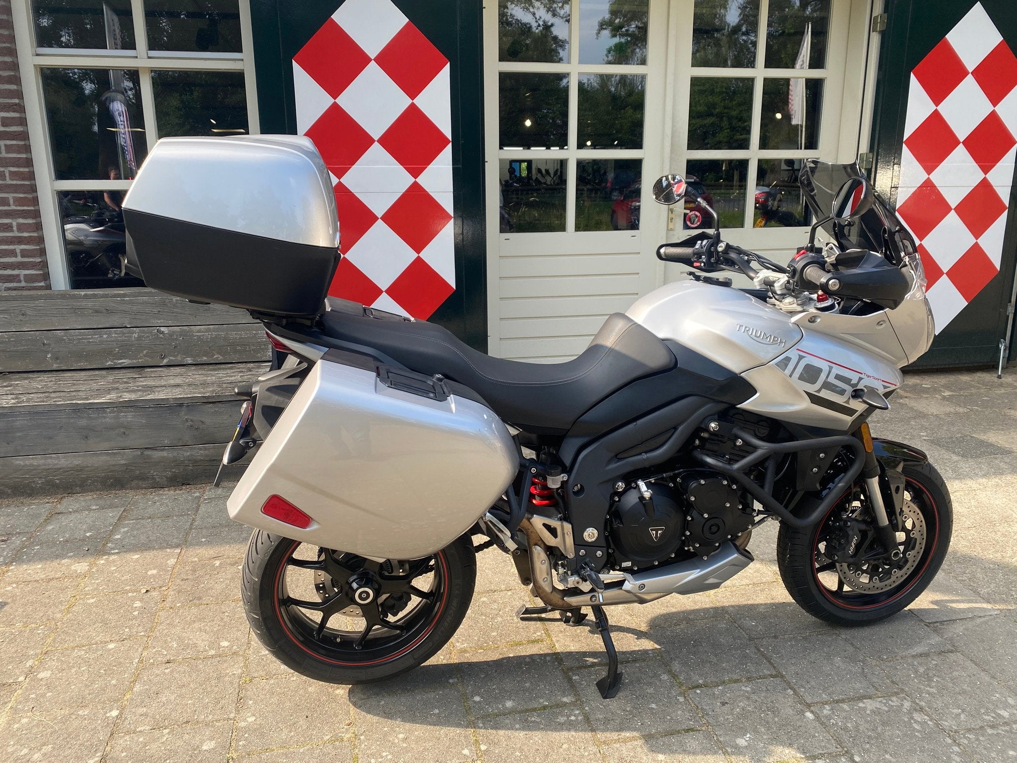 Triumph TIGER 1050 SPORT ABS (bj 2017), Triumph Motorcycles Ltd., After.sales@triumph.co.uk, 1050 cc, Toermotor