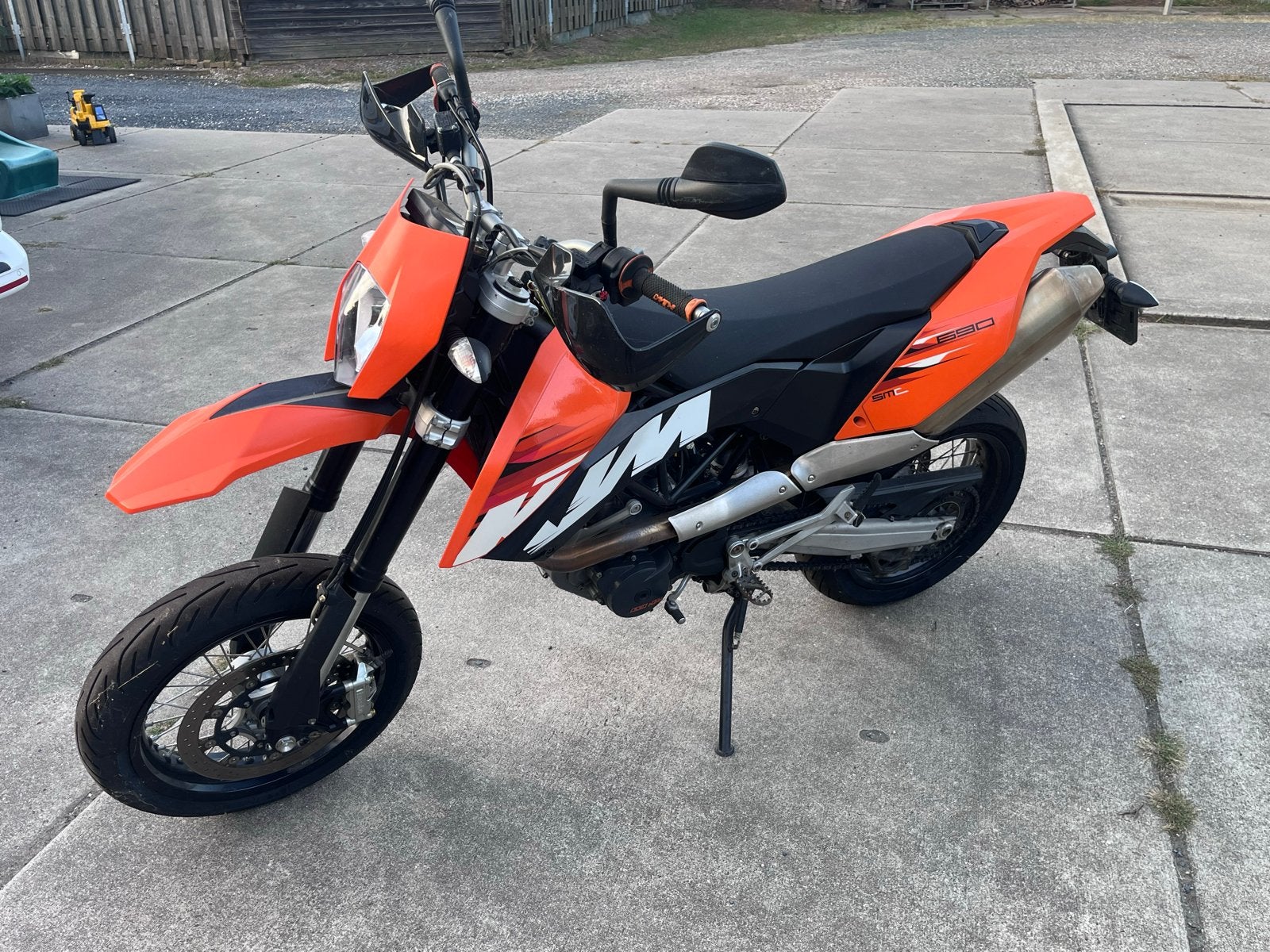 KTM 690 SMC Supermotard, Motoren, Gebruikt, Particulier, Meer dan 35 kW, Handgeschakeld