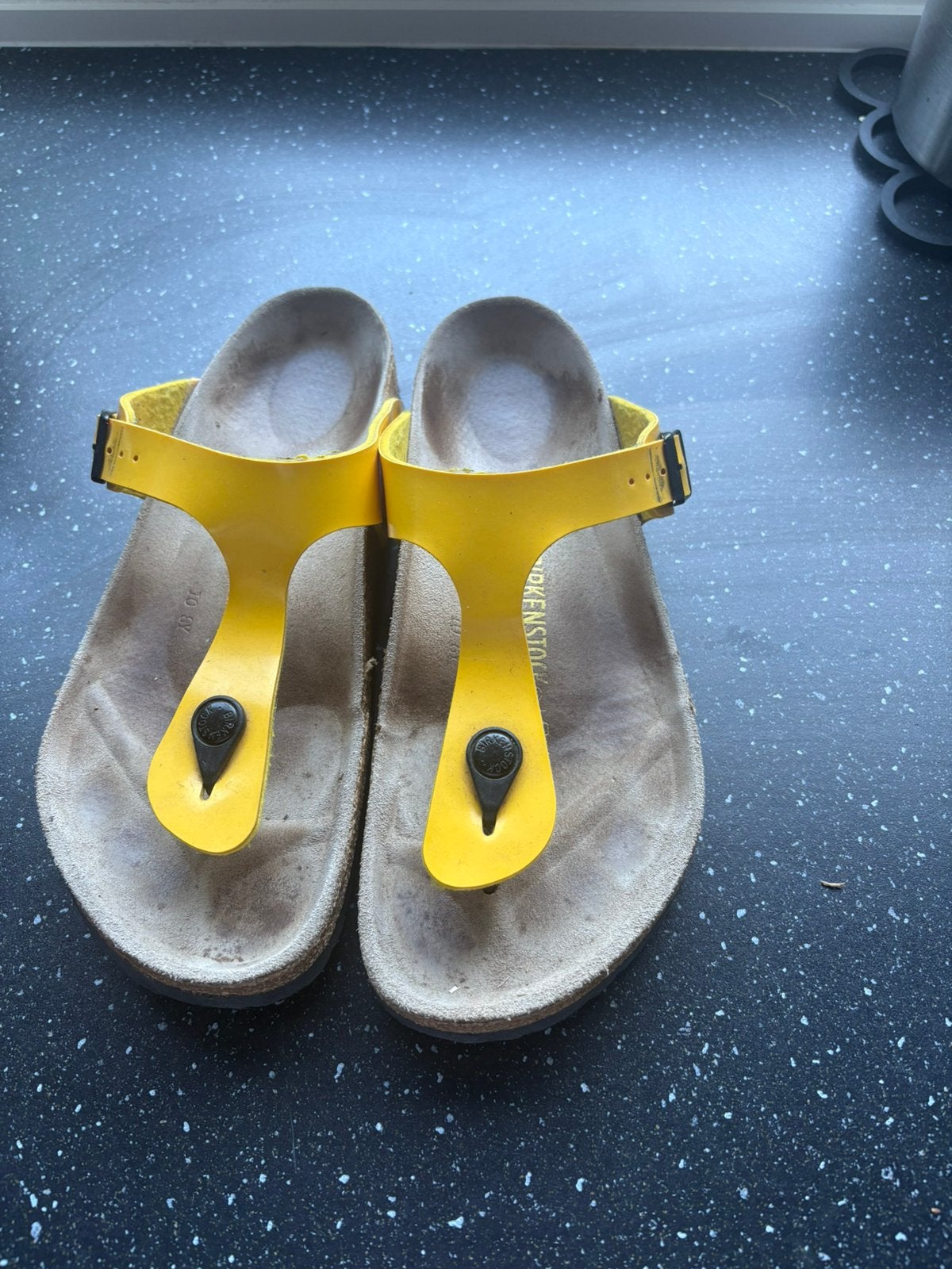 Birkenstock Geel 40, Ophalen of Verzenden, Zo goed als nieuw, Geel, Sandalen of Muiltjes