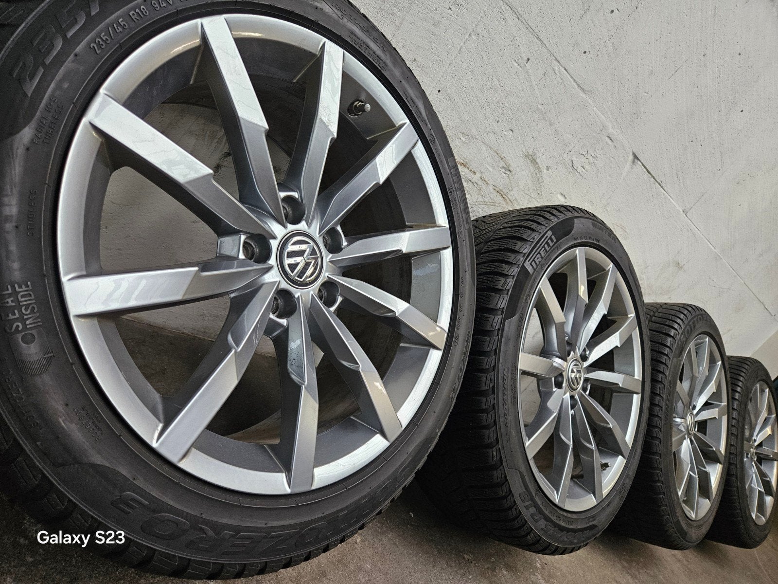18 inch R line Vw Passat Touran Arteon Troc velgen banden, 18 inch, Gebruikt, Banden en Velgen, Ophalen of Verzenden