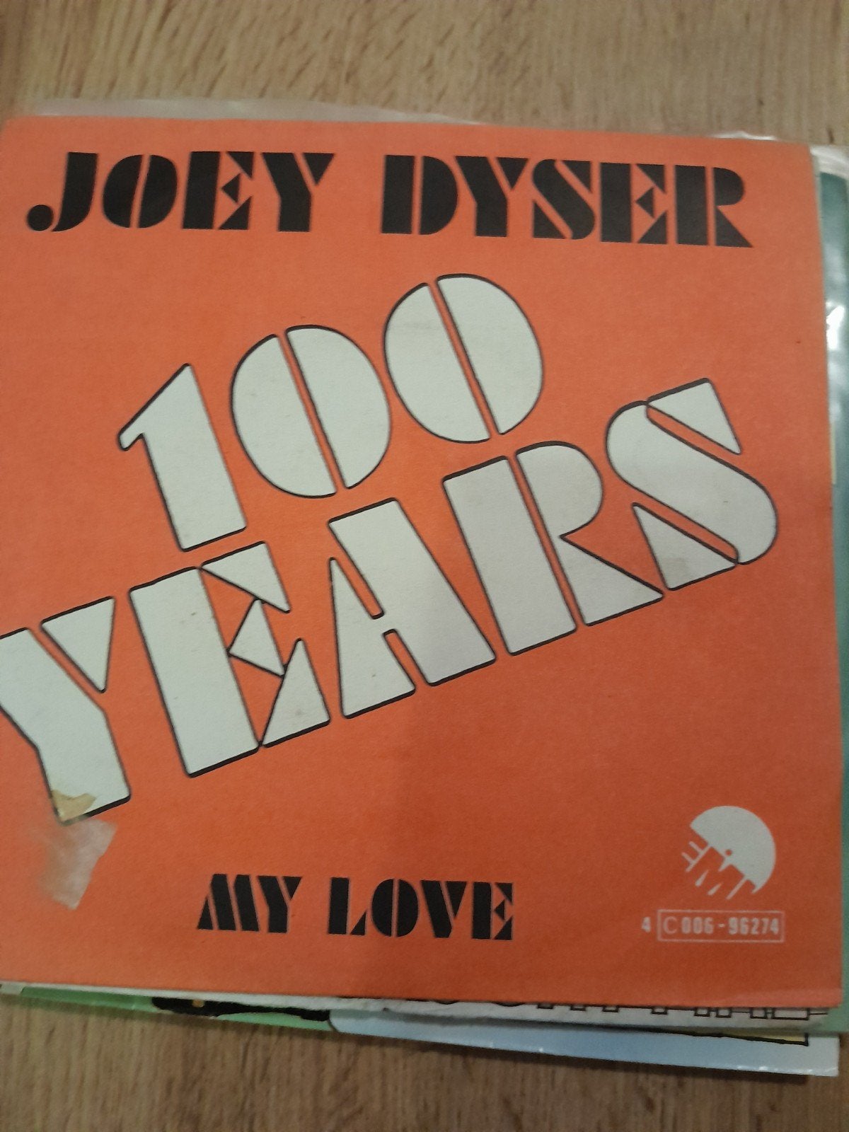 joe dyser 7inch 100 years, Cd's en Dvd's, Ophalen of Verzenden, Zo goed als nieuw, Pop