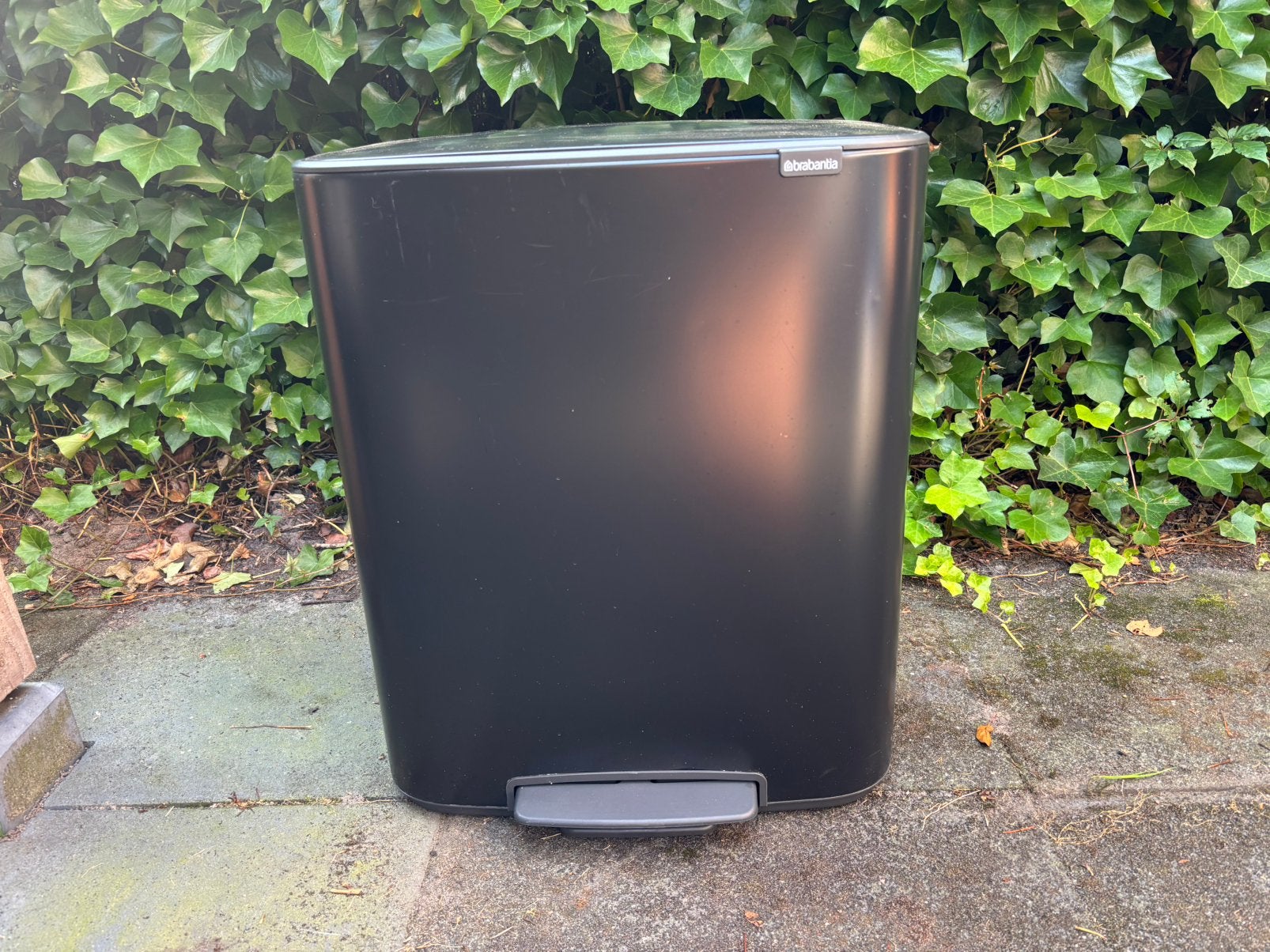 Prullenbak van het merk brabantia, Huis en Inrichting, Woonaccessoires | Prullenbakken, Ophalen, Gebruikt, 30 tot 40 liter, Overige materialen