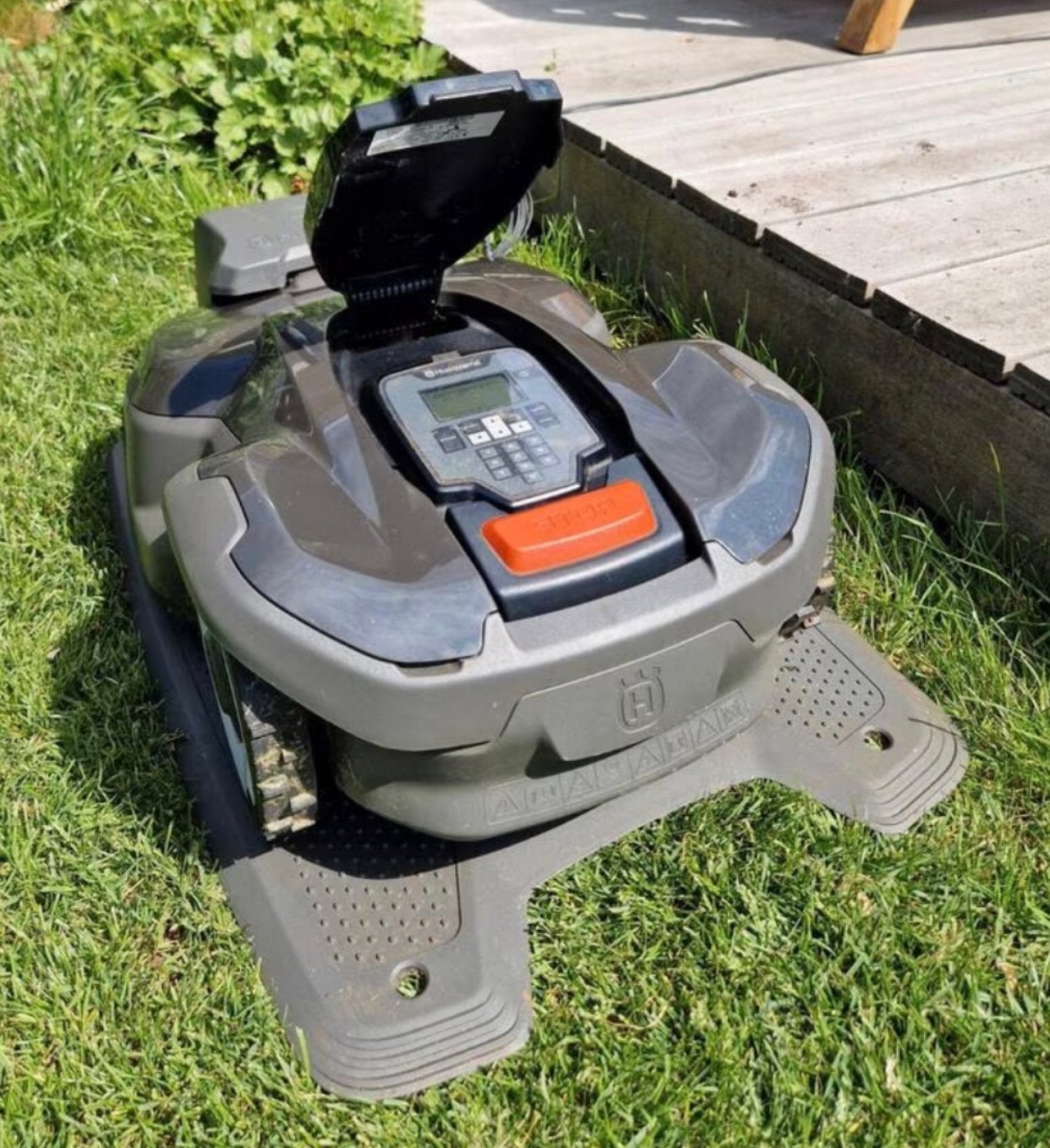 Husqvarna 310 Mark II Automower robotmaaier met toebehoren, Tuin en Terras, Grasmaaiers, Ophalen of Verzenden