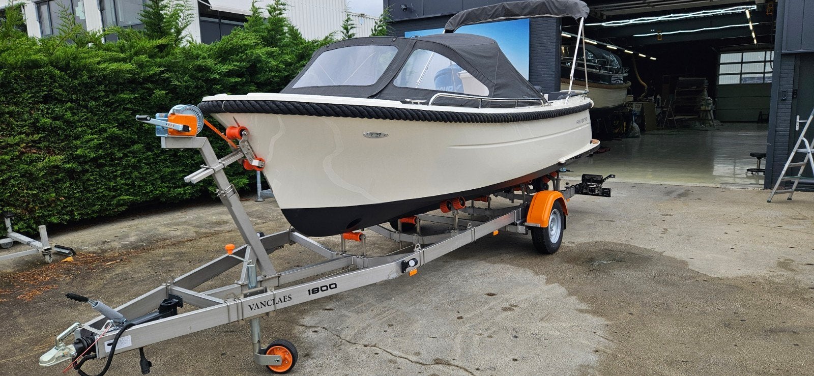 Primeur 600 met VanClaes trailer in prachtige staat!!, Tender, Ophalen, Zo goed als nieuw, Koelkast