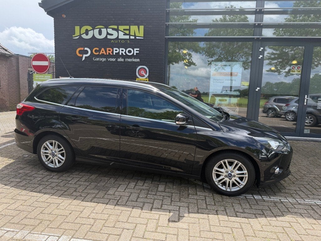 Ford FOCUS 1,0 TITANIUM, Auto's, Euro 5, 125 pk, Gebruikt, Huisgarantie