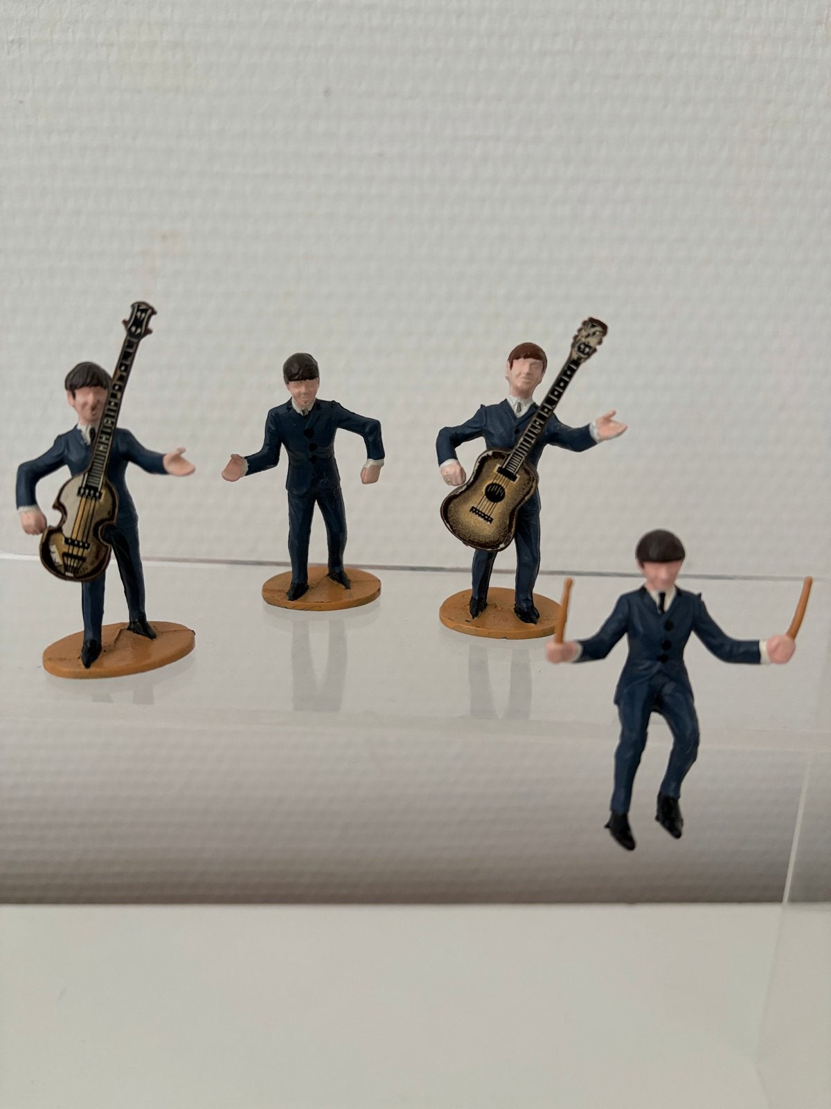Miniatuur Zeldzame Vintage Subbuteo Beatles Beeldjes 1964, Ophalen of Verzenden, Gebruikt, Pop, Beeldje of Miniatuur