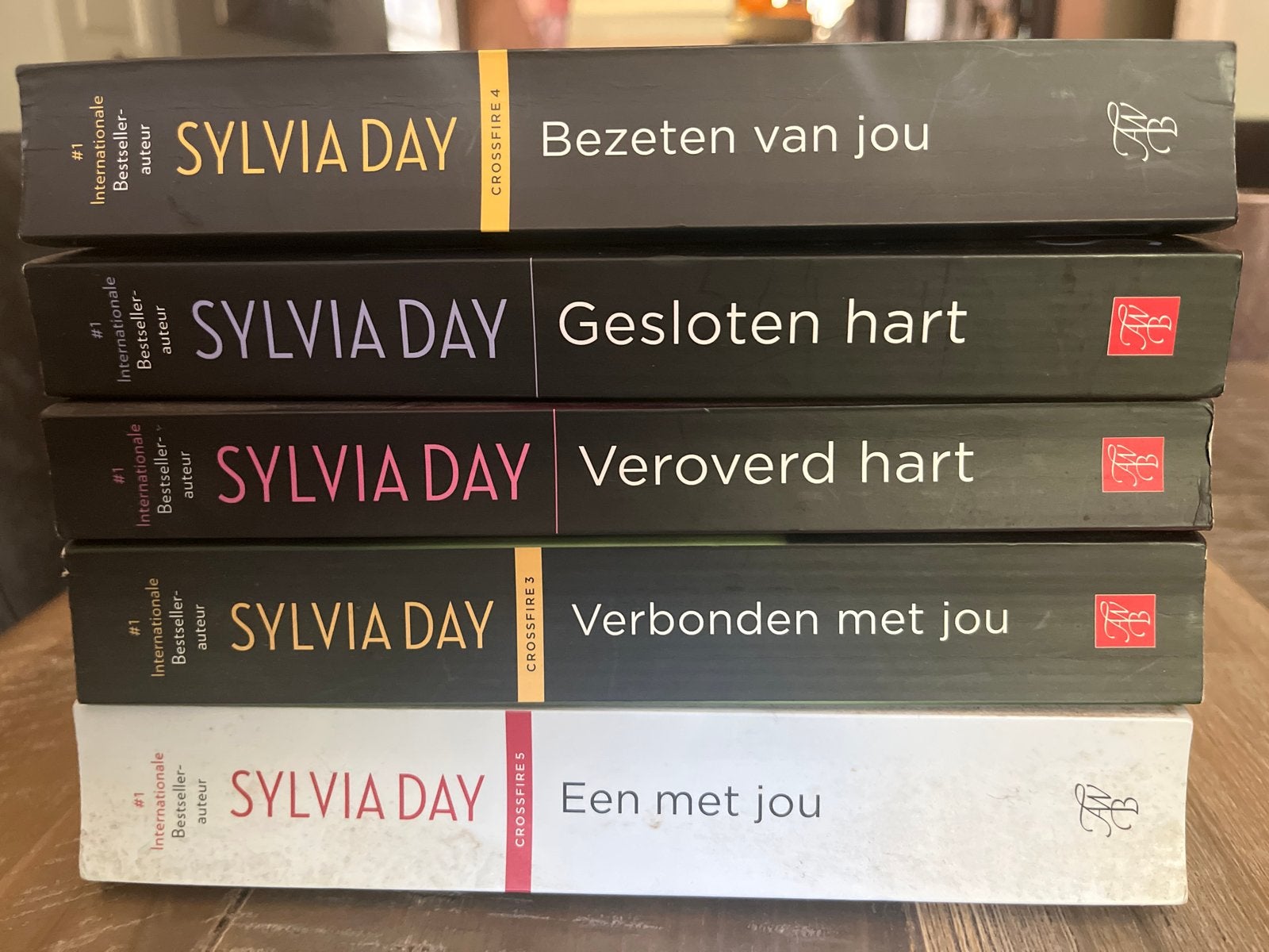 Sylvia Day Crossfire Serie Boeken (5 delen), Boeken, Romans, Ophalen of Verzenden, Zo goed als nieuw, Nederland