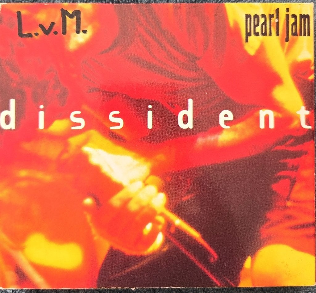 Pearl Jam - Dissident = 3cd = digipack = 5,99, Cd's en Dvd's, Cd's | Rock, Ophalen of Verzenden, Zo goed als nieuw, Classic Rock