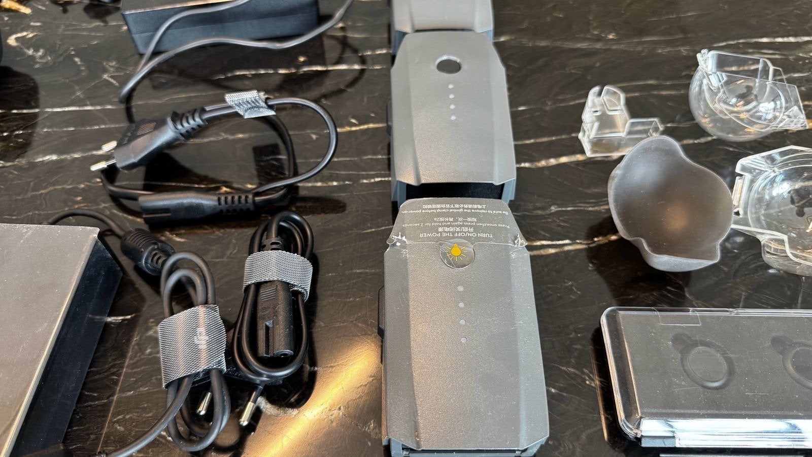 DJI Mavic accessoires: accu's, controllers, laders, propelle, 250 tot 900 gram, Gebruikt, Cameradrone, Extra accu('s)
