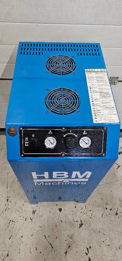 HBM 6 PK industriële compressor 720 l/min - 230 Volt., Doe-het-zelf en Verbouw, Geluidgedempt, Zo goed als nieuw, 6 tot 10 bar