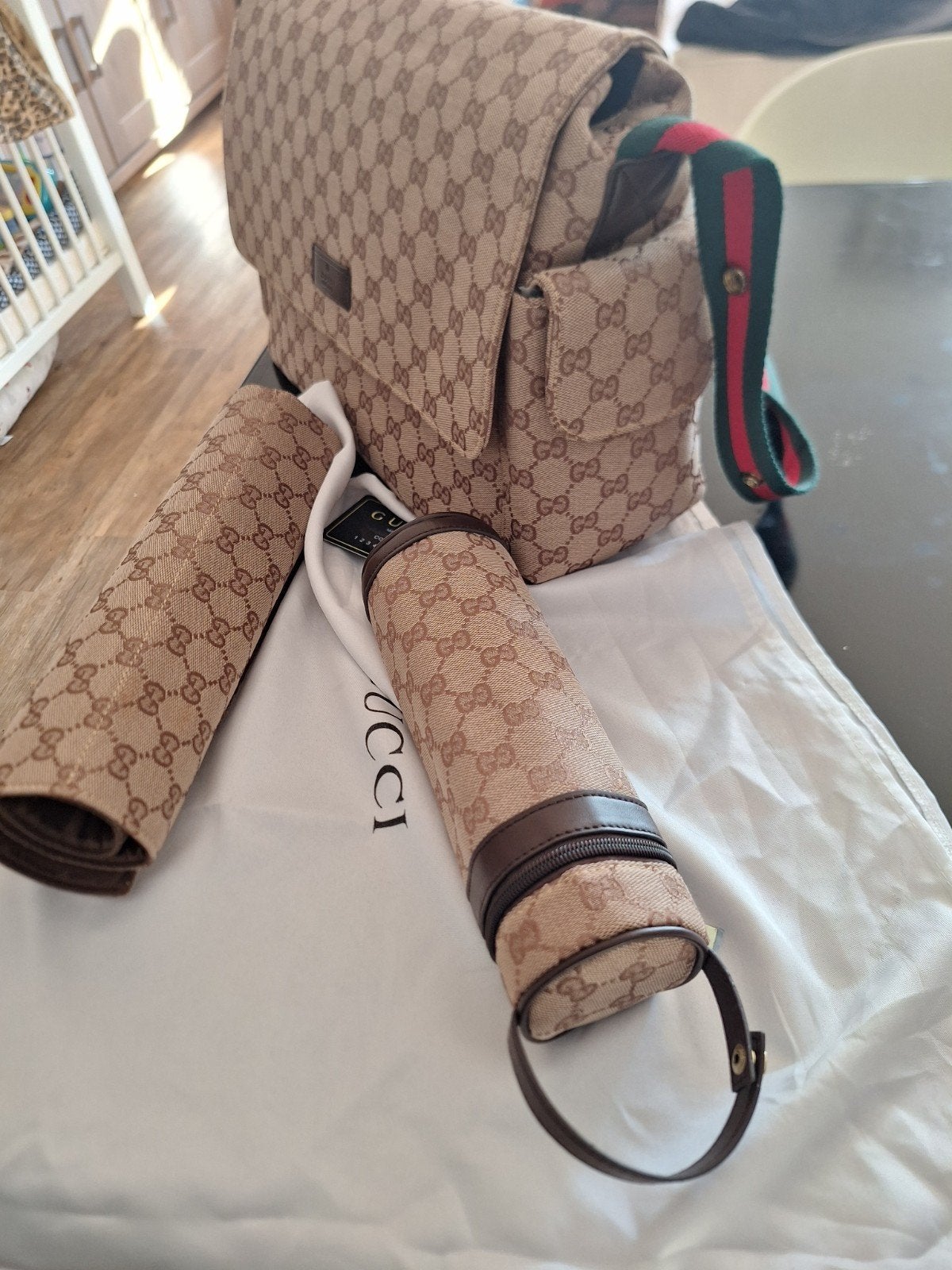 Nieuwe Gucci luiertas met accessoires, Verzorgingstas, Bruin, Gucci, Nieuw