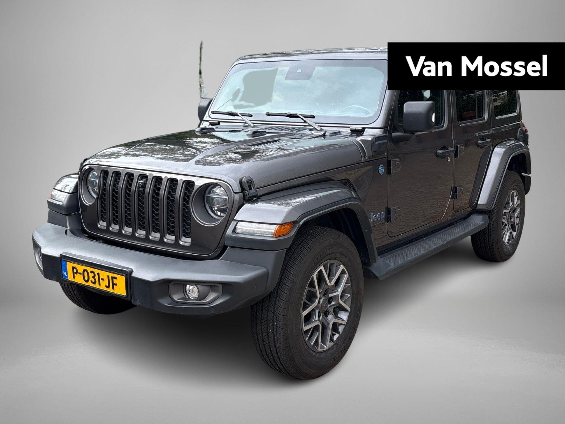 Jeep Wrangler Unlimited 4xe 380 80th Anniversary | Front off