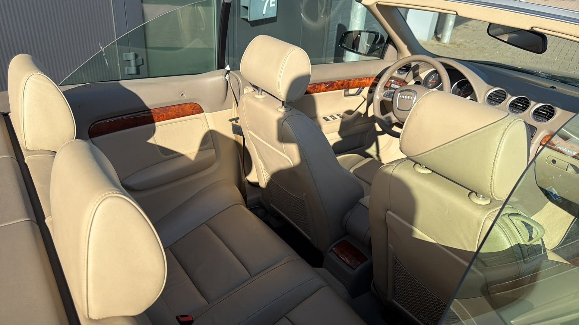 Foto 12 van Audi A4 Cabriolet 3.2 FSI quattro Pro Line |LEDER|Automaat|T