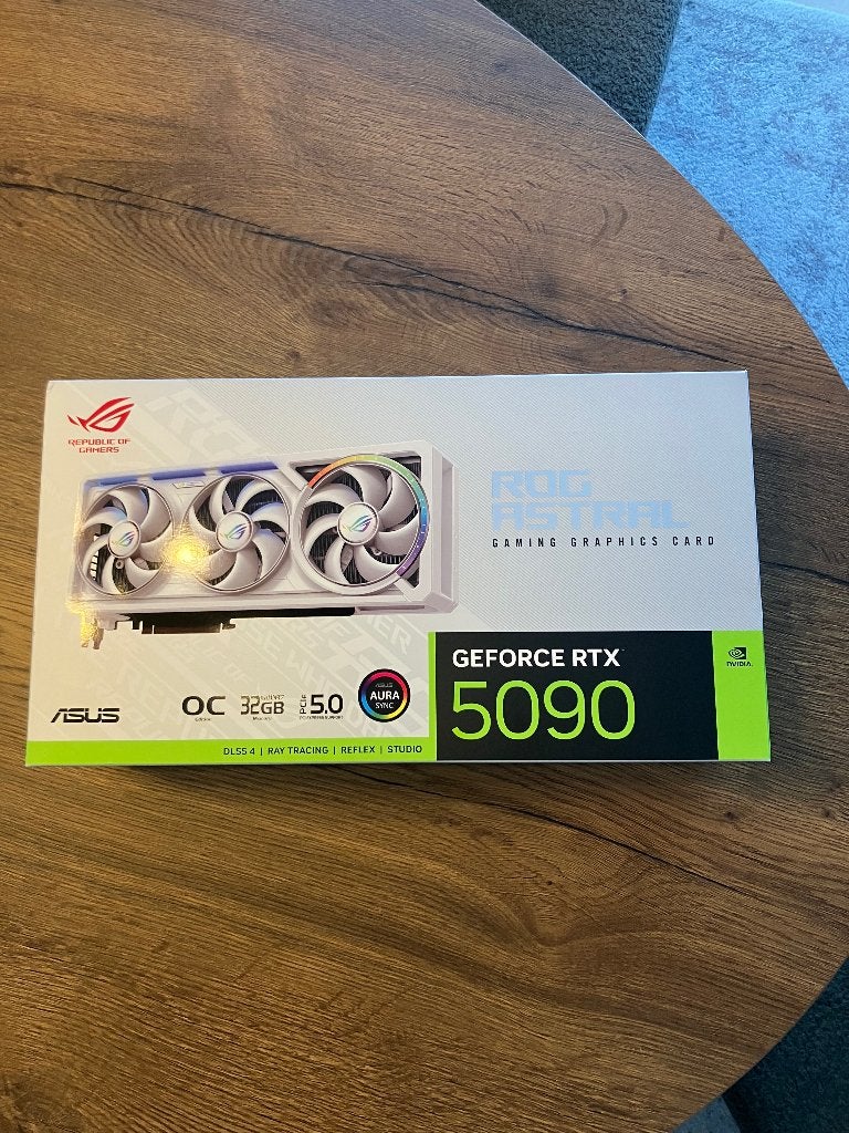 NVIDIA GeForce RTX 5090 ROG Astral White 32GB videokaart, GDDR6, PCI-Express 4, Nieuw, Ophalen of Verzenden