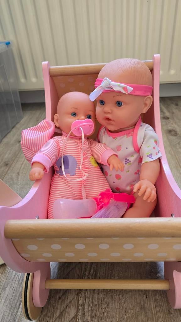 Hema poppenwagen met poppen, Kinderen en Baby's, Speelgoed | Poppen, Ophalen, Babypop