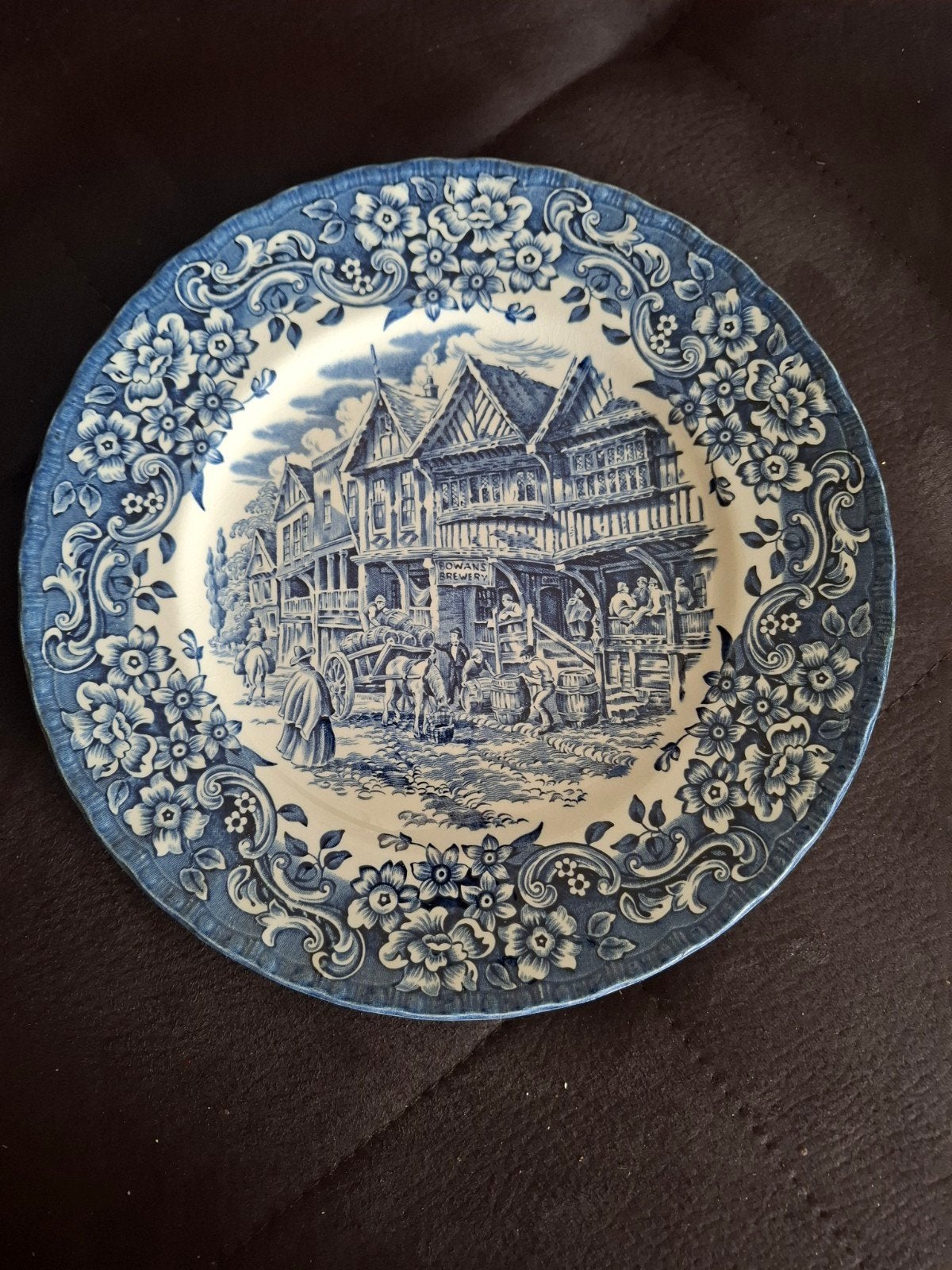 Royal Tudor Ware decoratieve wandbord 25cm met houder, Antiek en Kunst, Ophalen of Verzenden