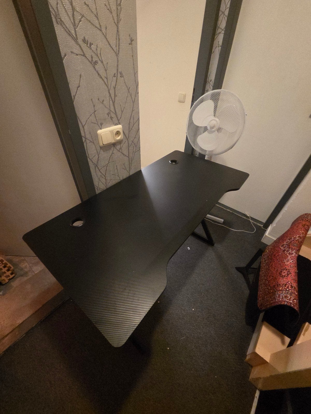 Gaming bureau, Huis en Inrichting, Bureaus, Ophalen, Gebruikt, Hout, Jysk