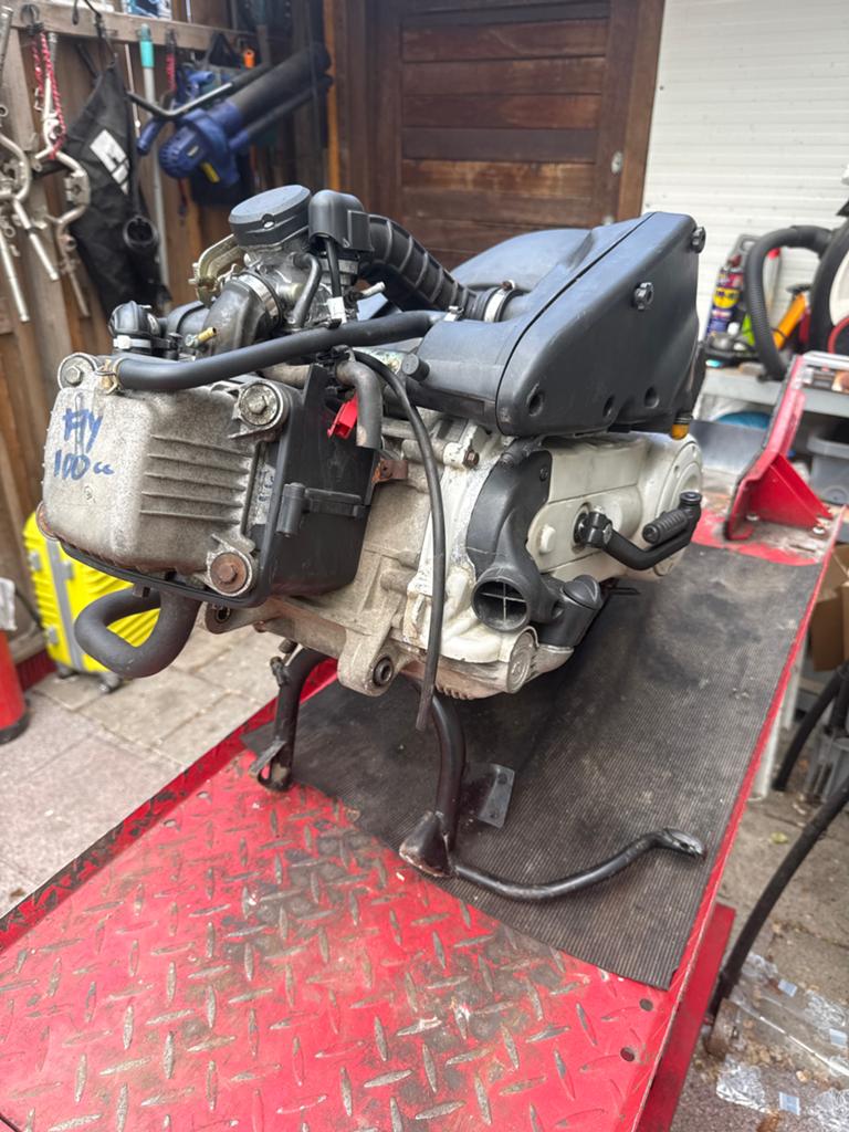 Vespa Piaggio 100 CC 4Takt 2V motorblok, Ophalen, Gebruikt