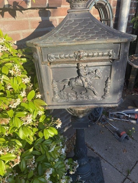 Brievenbus, Tuin en Terras, Brievenbussen, Ophalen, Gebruikt, Overige materialen, Staande brievenbus