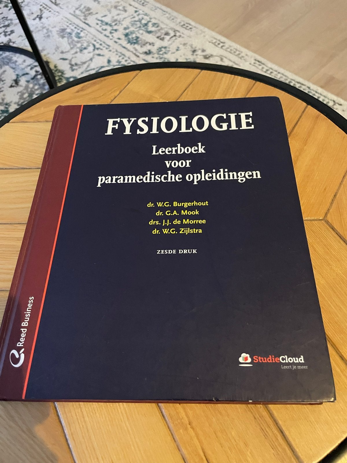 Fysiologie Leerboek voor paramedische opleidingen, Ophalen of Verzenden, Beta, Gelezen, HBO