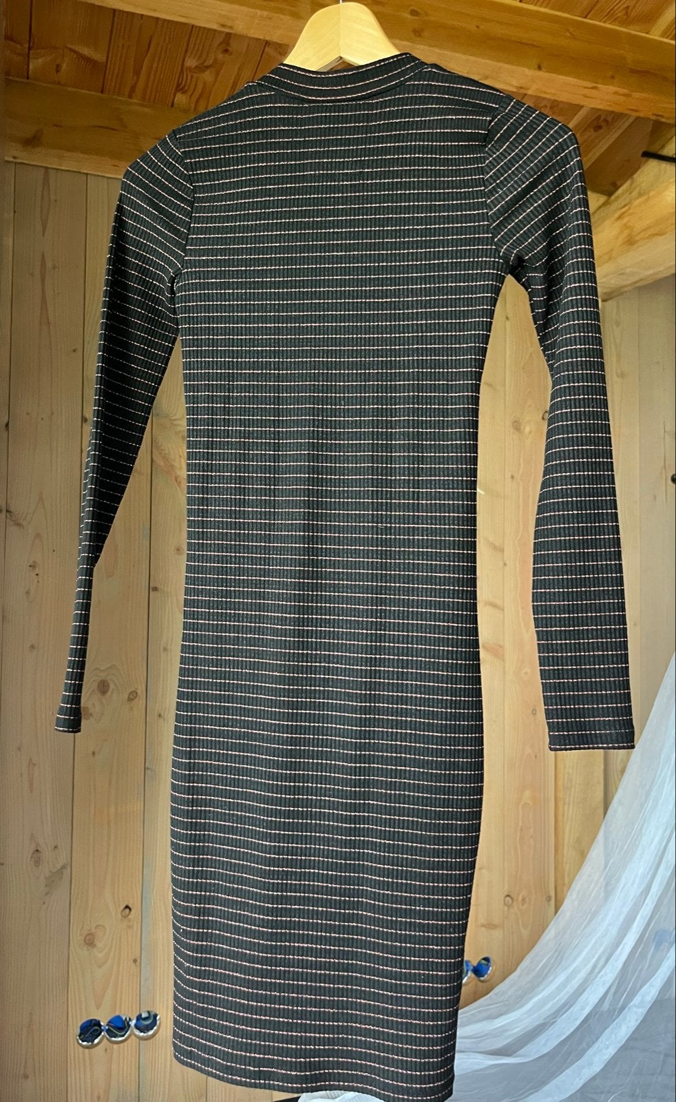 WE Jurk Zwart met Rosé Streepjes Maat 158/164, Kinderen en Baby's, Kinderkleding | Overige, Ophalen of Verzenden, Zo goed als nieuw