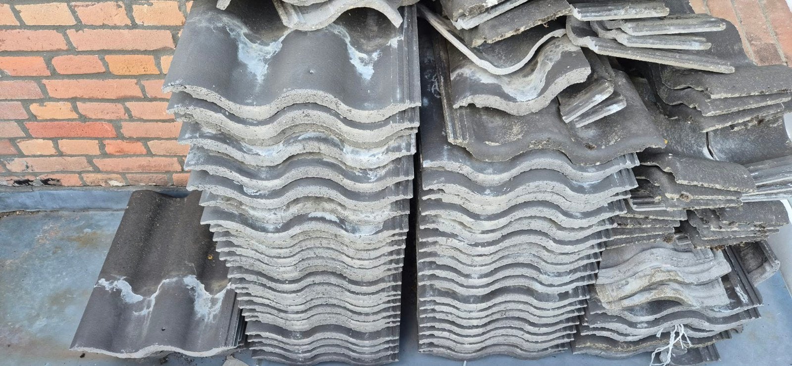 Gebruikte dakpannen - Grijs, golfplaat type, Doe-het-zelf en Verbouw, Ophalen, Overige materialen, Gebruikt, 15 m² of meer