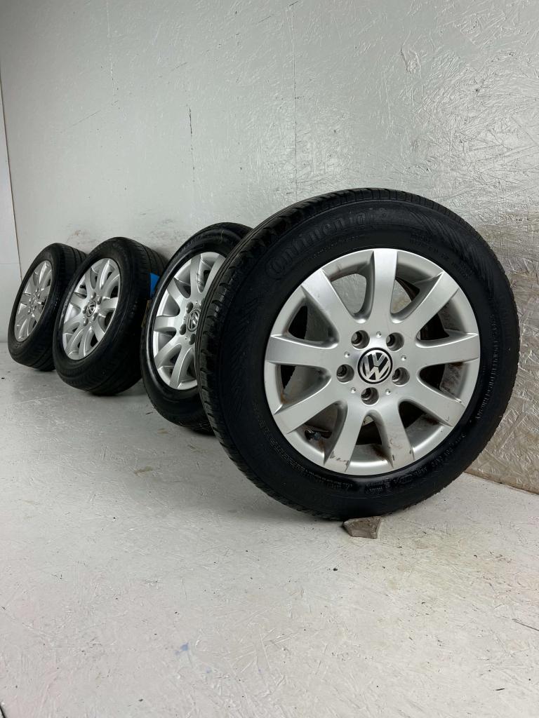 Originele Volkswagen Golf Caddy Passat velgen 15" 5x112 set, Auto-onderdelen, Banden en Velgen, Banden en Velgen, Zomerbanden