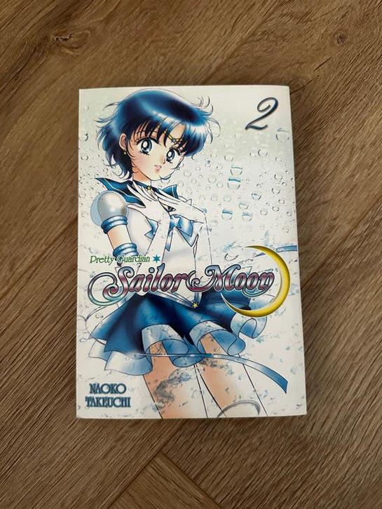 Manga Sailor Moon Deel 2 - Pretty Guardian, Ophalen of Verzenden, Zo goed als nieuw