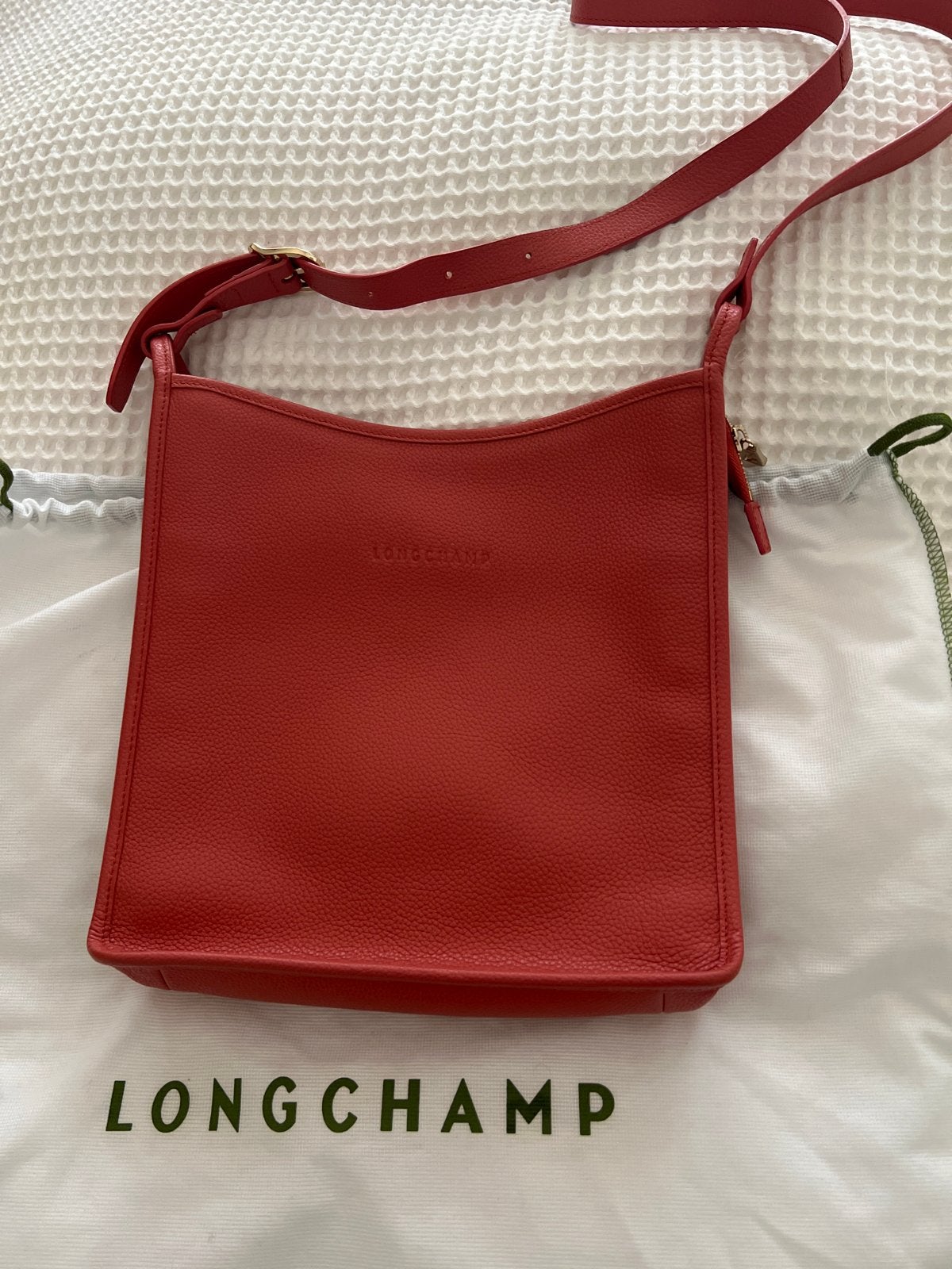 Longchamp Schoudertasje Rood Leer, Ophalen of Verzenden, Zo goed als nieuw, Rood, Schoudertasje