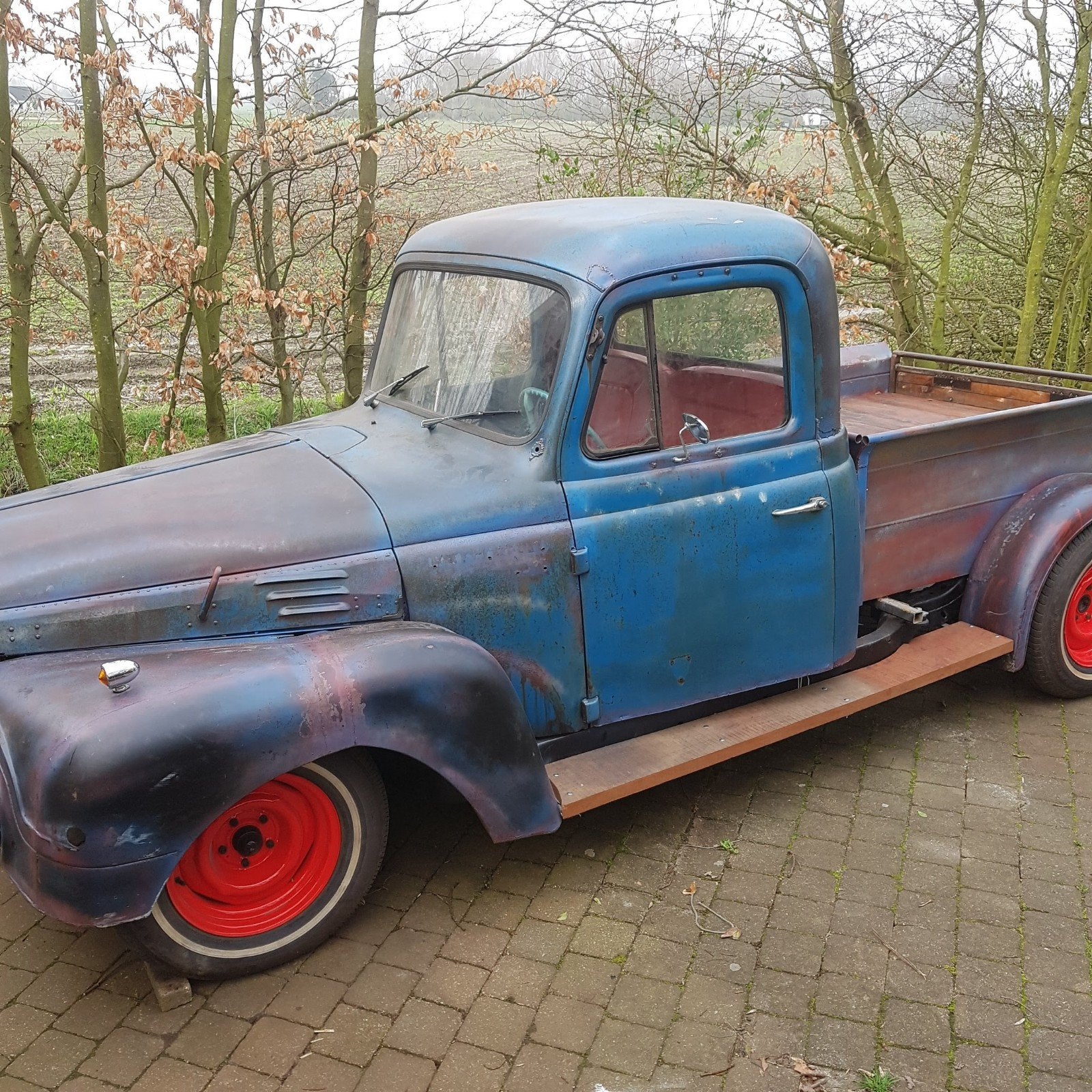gezocht: International harvester op chevrolet onderstel, Automaat, Achterwielaandrijving, 8 cilinders, Particulier