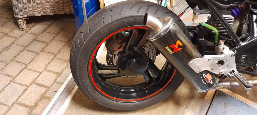 HONDA Streetfighter V2, Ophalen, Gebruikt, 6 versnellingen