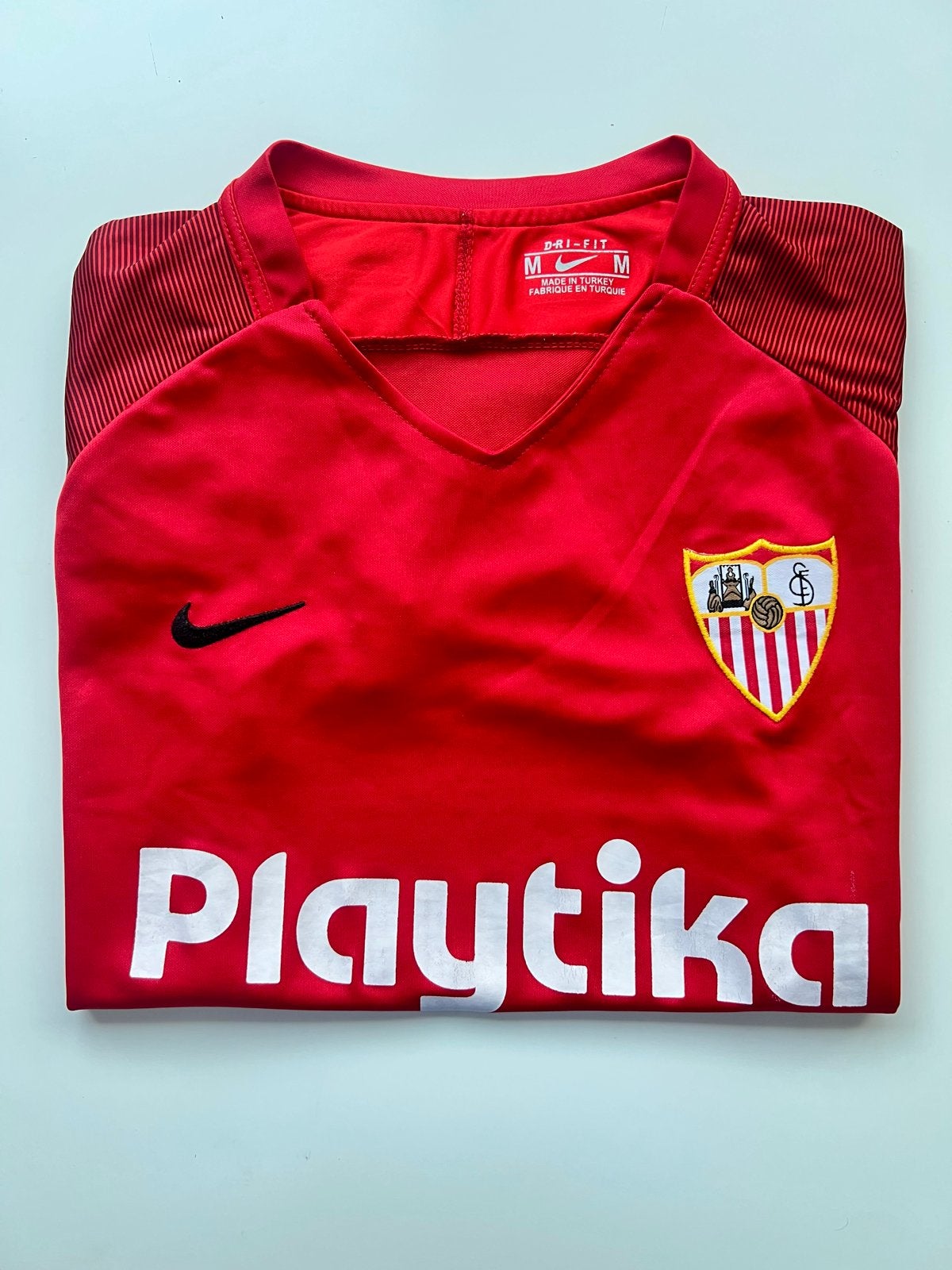 Sevilla FC Thuisshirt 2018/19 Maat M, Sport en Fitness, Voetbal, Zo goed als nieuw, Shirt, Maat M, Ophalen of Verzenden