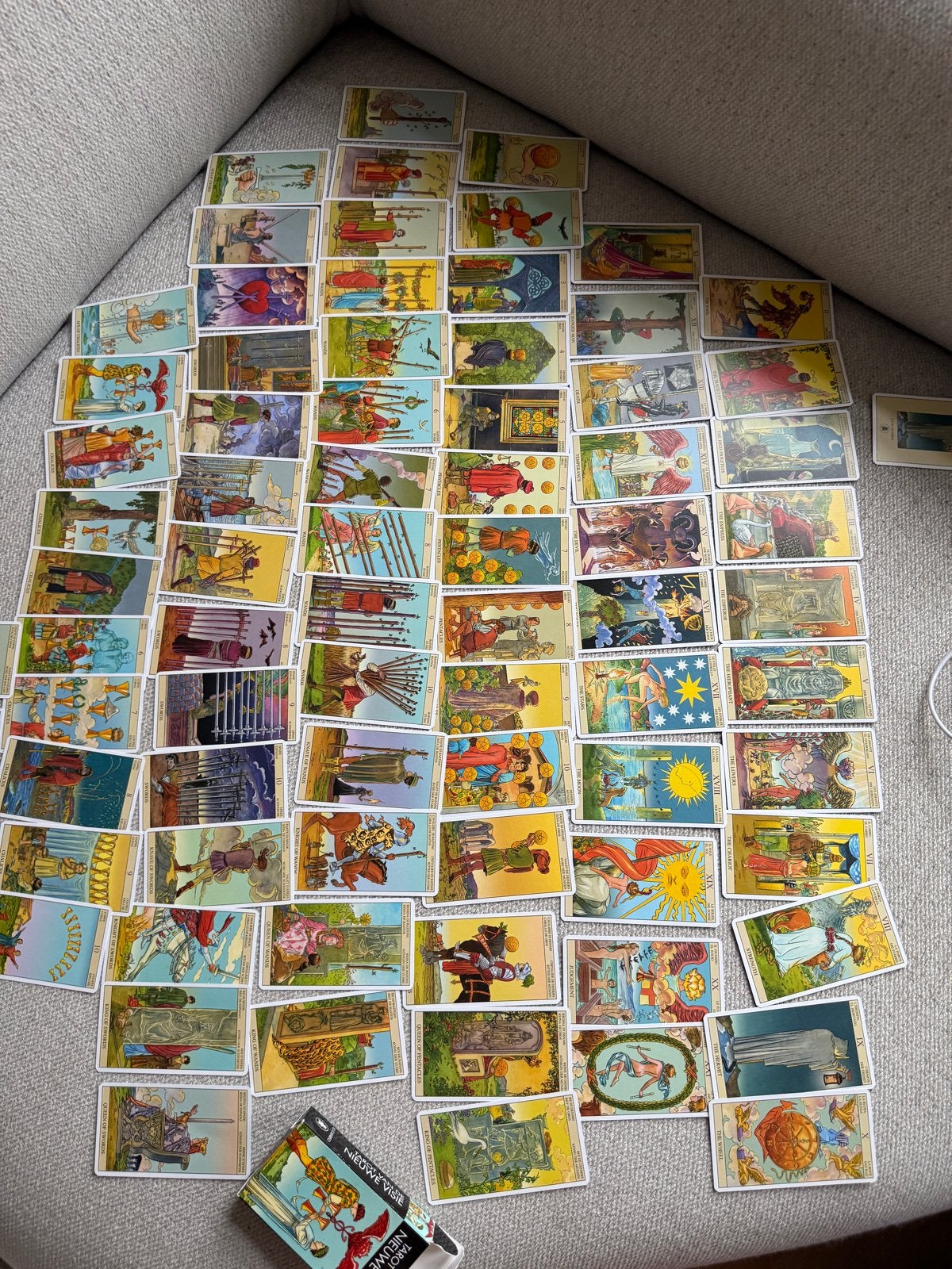 Tarot van de Nieuwe Visie - Compleet kaartspel, Een of twee spelers, Ophalen of Verzenden, Zo goed als nieuw