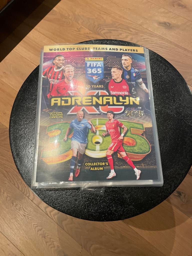 Panini FIFA 365 Adrenalyn XL 2025 Collector's Album, Ophalen of Verzenden, Nieuw, Overige sporten, Boek of Tijdschrift