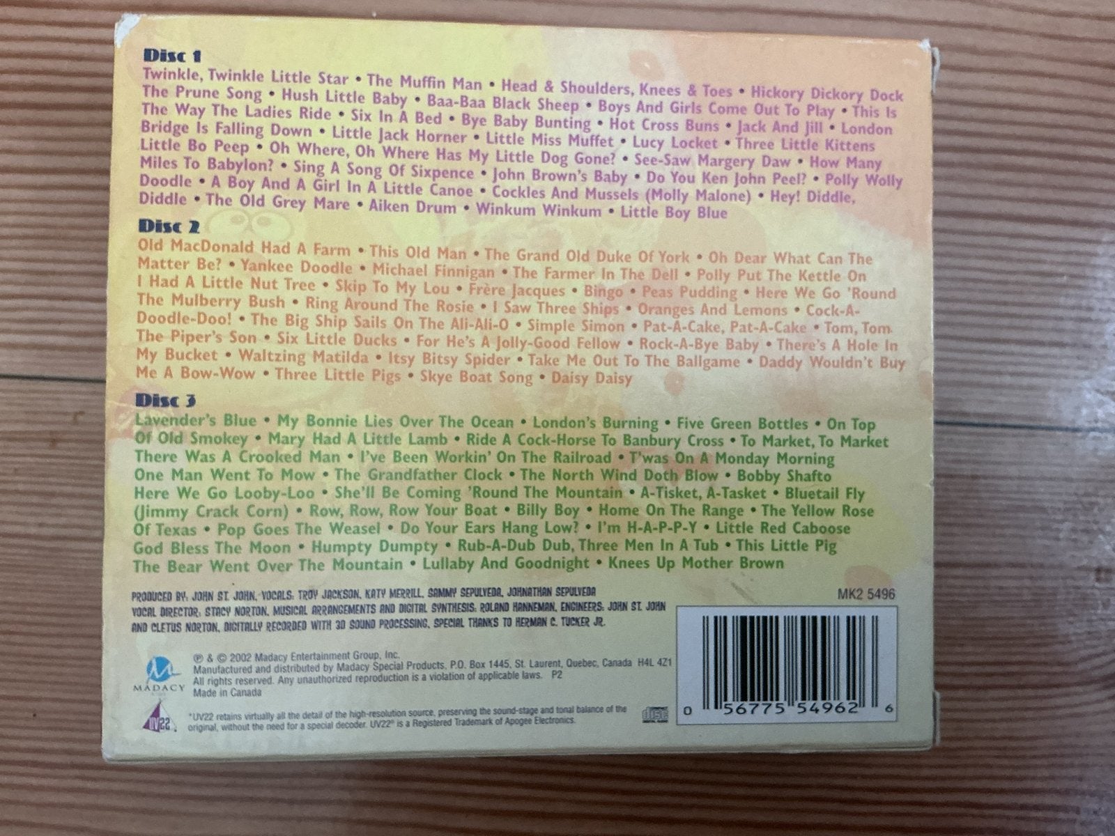 100 Engelse Kinderliedjes - 3 CD Boxset, Boxset, Tot 2 jaar, Ophalen of Verzenden, Zo goed als nieuw