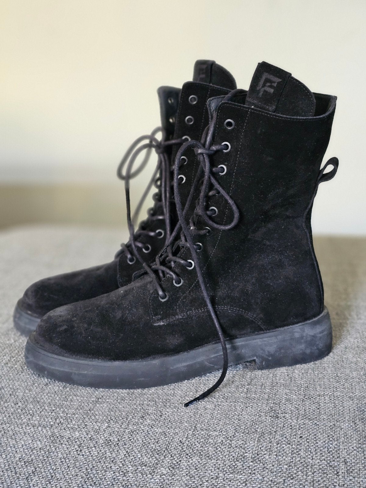 Floris van Bommel veterboots - Zwart suède - Maat 42, Zwart, Floris van Bommel, Lage of Enkellaarzen, Ophalen of Verzenden