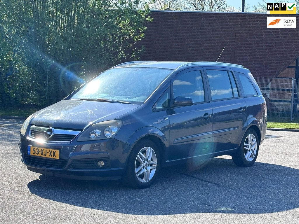 Opel Zafira 2.2 Temptation 7 Persoons*Cruise*Airco*Trekhaak*, Auto's, Opel, Voorwielaandrijving, Gebruikt, 4 cilinders, 150 pk