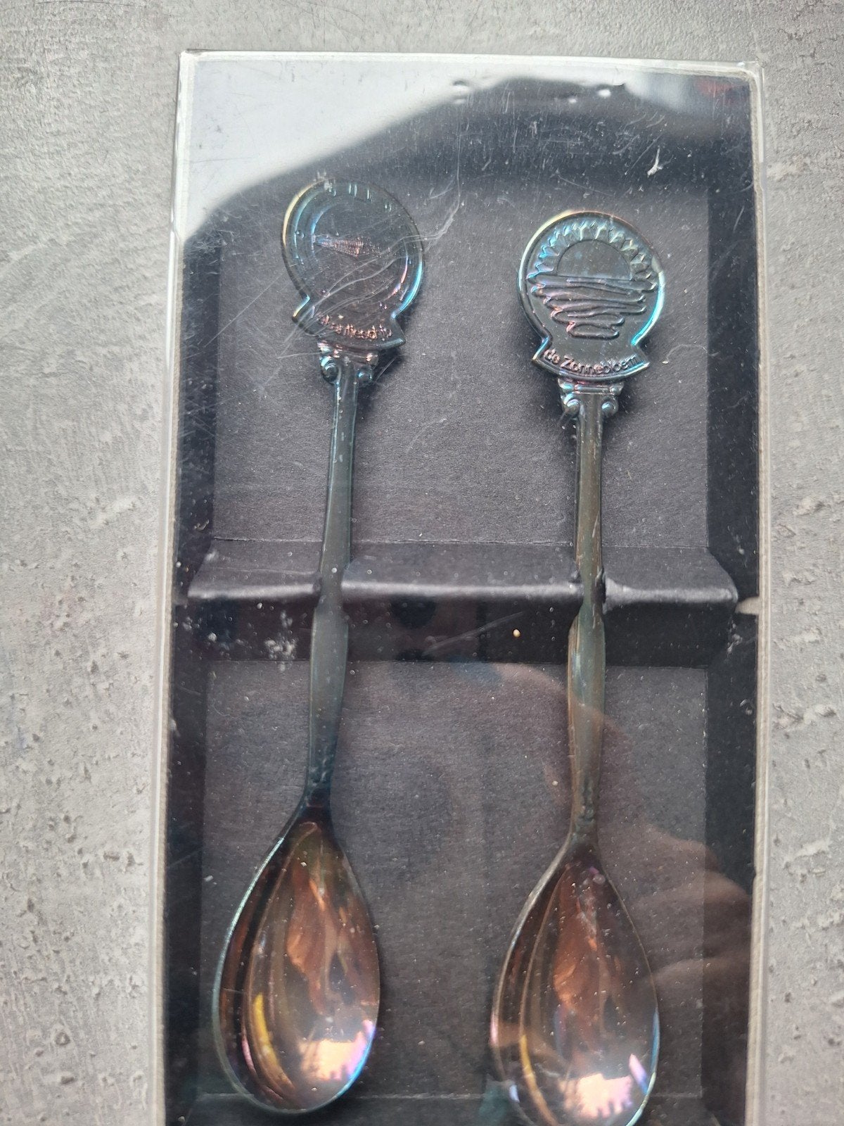 Set van 2 verzilverde herdenkingslepels, Antiek en Kunst, Antiek | Bestek, Ophalen of Verzenden