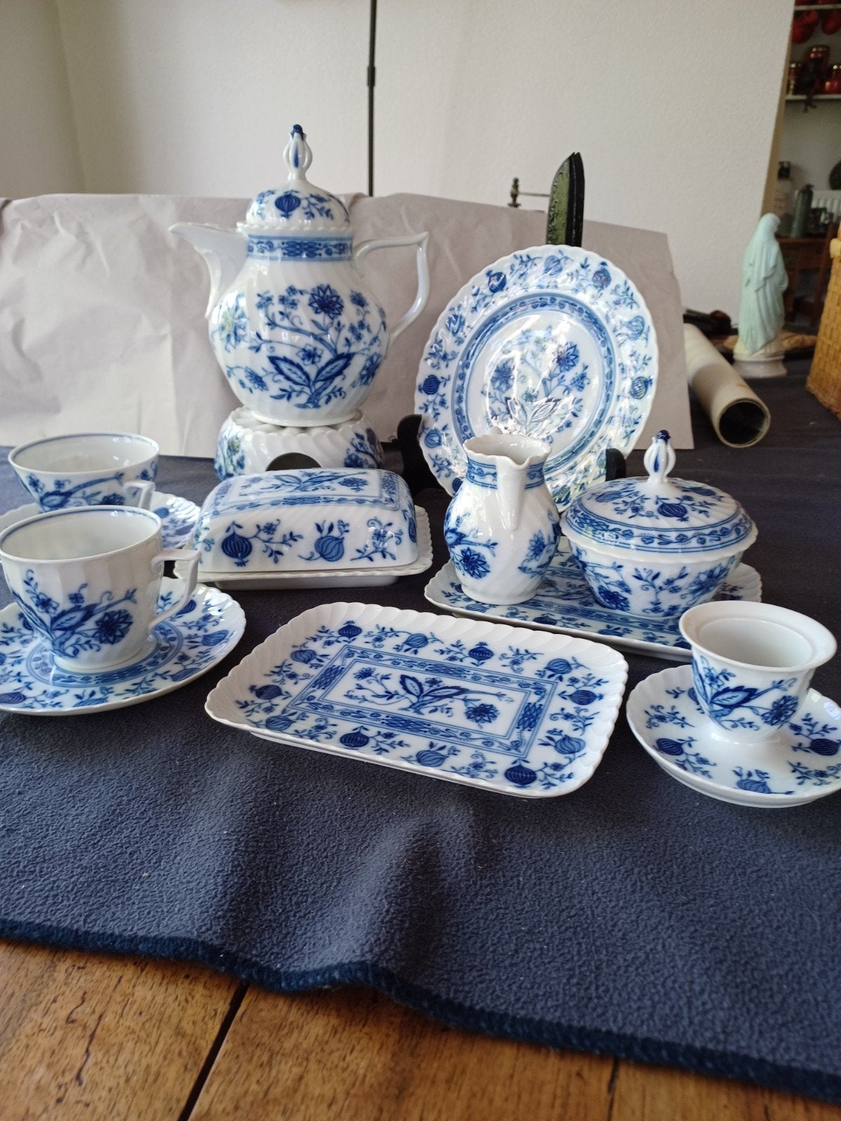 43-delig ontbijtservies, Antiek en Kunst, Ophalen