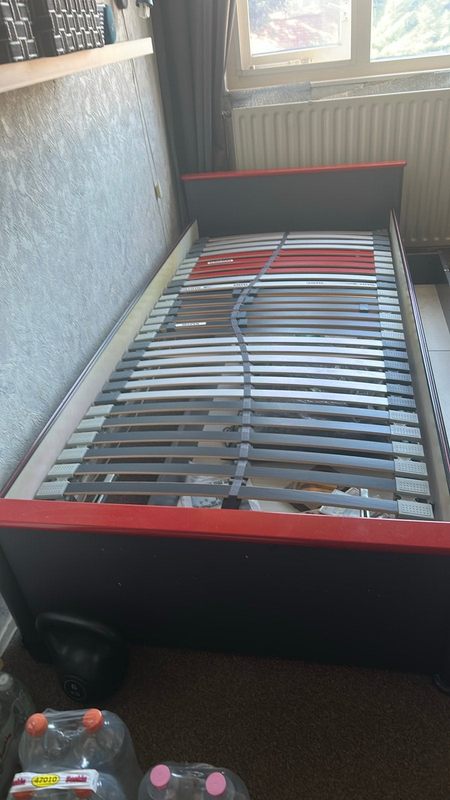 Eenpersoonsbed met verstelbare lattenbodem en matras, Ophalen, Verstelbaar, 90 cm, Eenpersoons