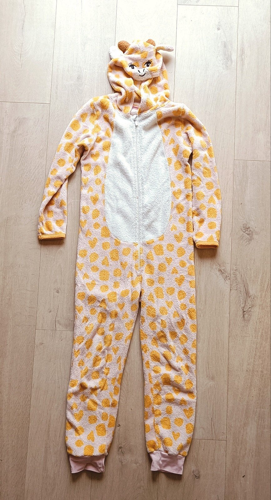 Hema Onesie Giraffe Maat 146/152, Nacht- of Onderkleding, Jongen of Meisje, Ophalen of Verzenden, Zo goed als nieuw