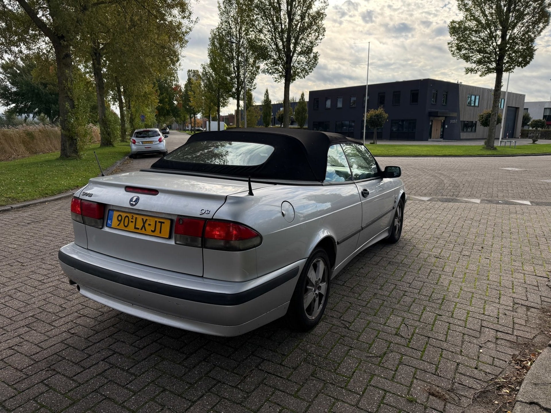 Saab 9-3 Cabrio 2.0t Anniversary, Auto's, Verwarmde buitenspiegels, Gebruikt, Zwart, 4 cilinders